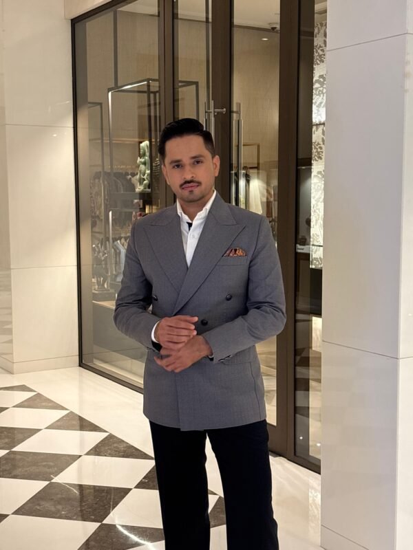 Broad Lapel Double Breasted Coat